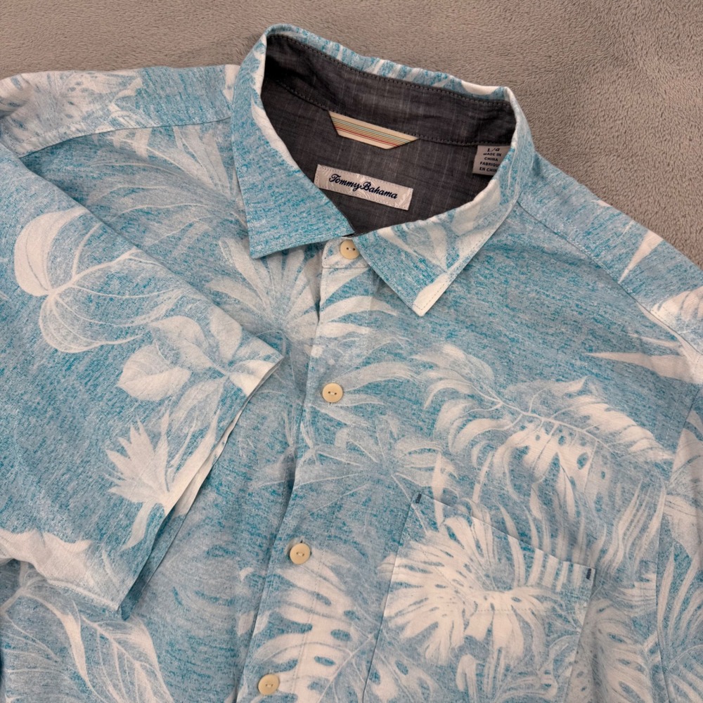 Tommy Bahama Button Down Shirt Mens Large Blue White Tropical Floral Rayon